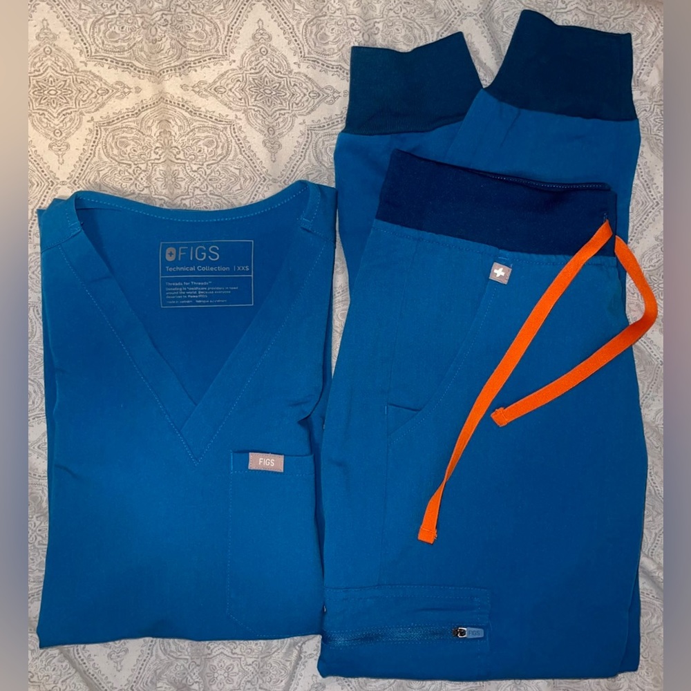 Figs Scrubs Set Color ALPS BLUE (XXS Catarina & Petite XXS Zamora Jogger)